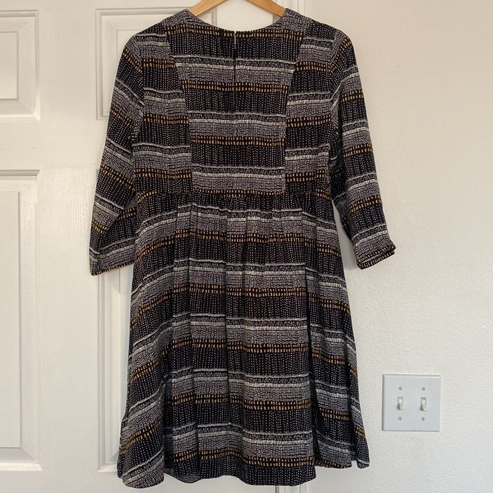 H&M bohemian boxy a-line dress with quarter length sleeves. - Picture 13 of 14